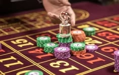 making first deposit on Hollywood Casino website using local payment methods in Pakistan